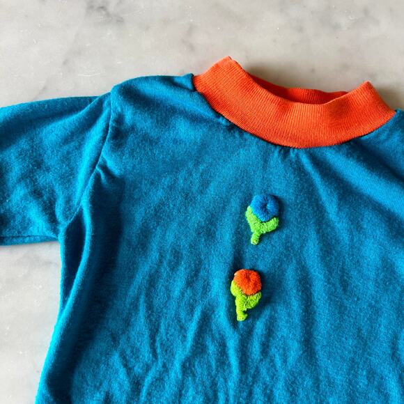 Vintage 70s Girl's Turquoise Flower Appliqué Long Sleeve Mock Neck Shirt - Picture 2 of 6